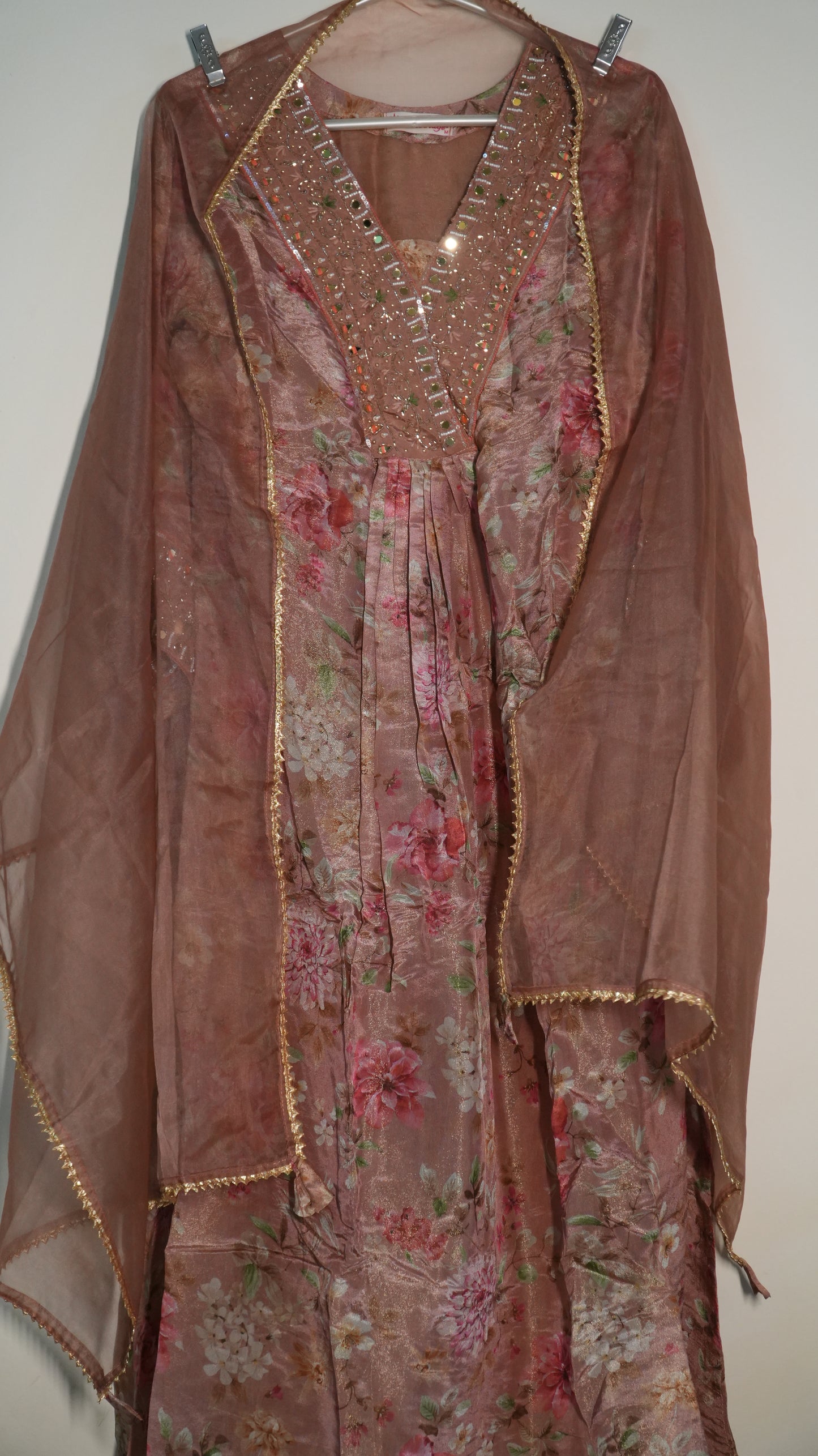 Fully stitched floral printed organza suit
