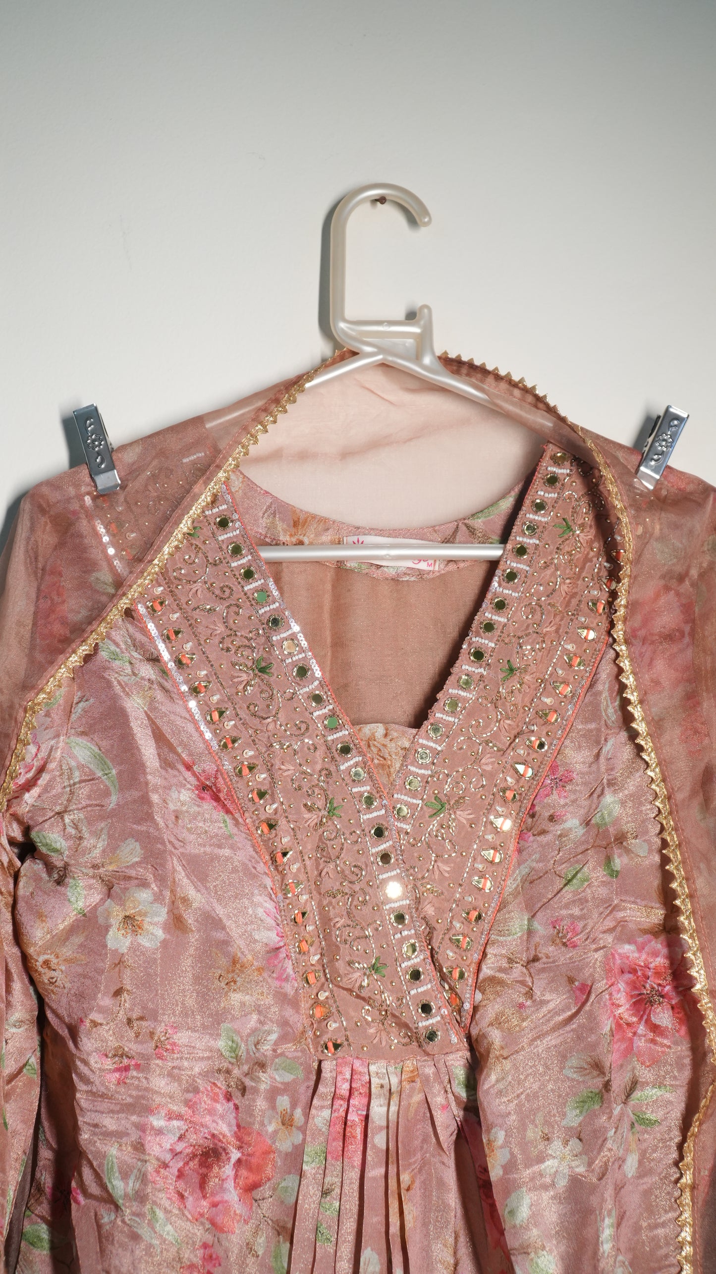 Fully stitched floral printed organza suit