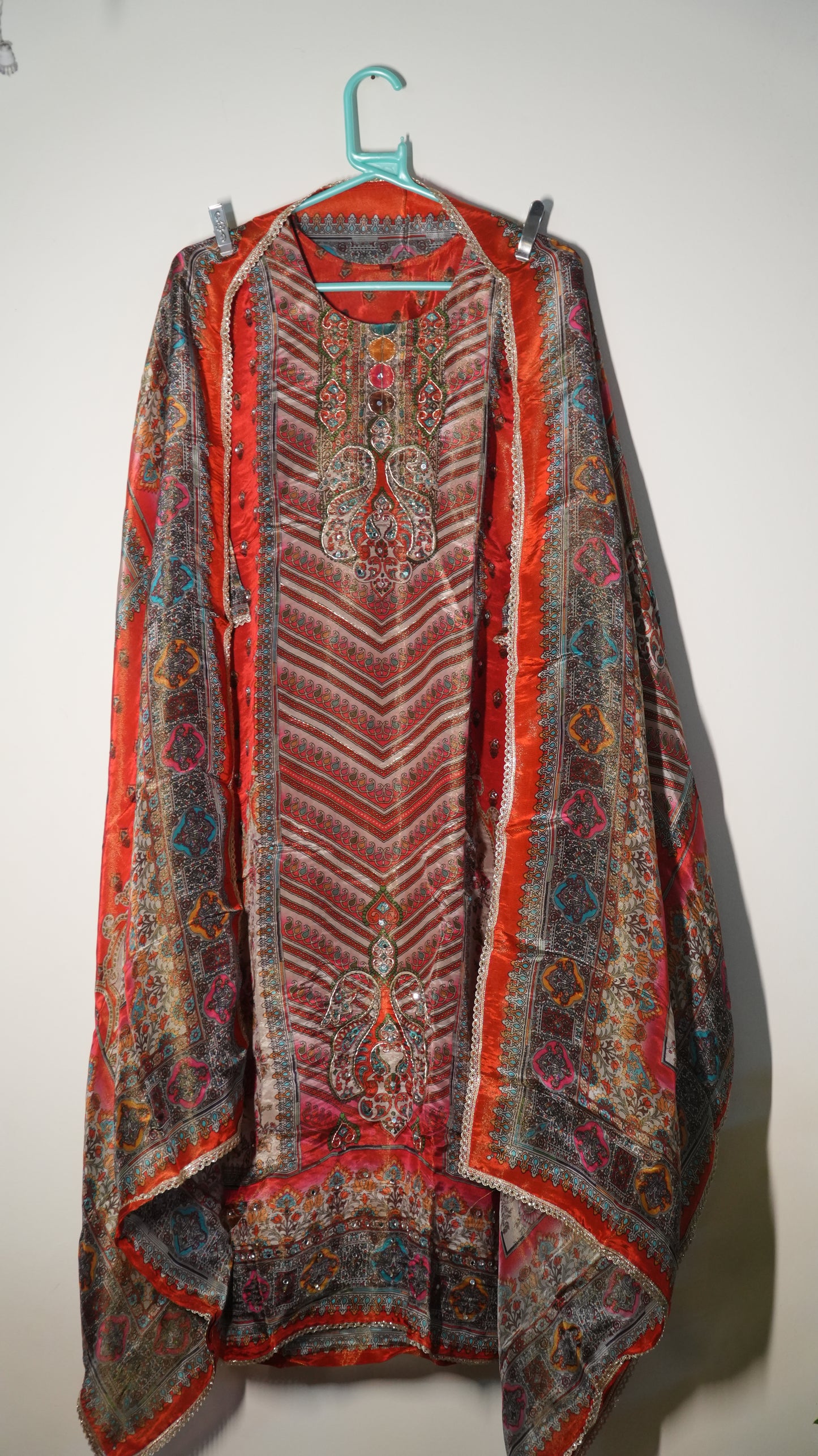 Tissue Shimmer fully printed suit