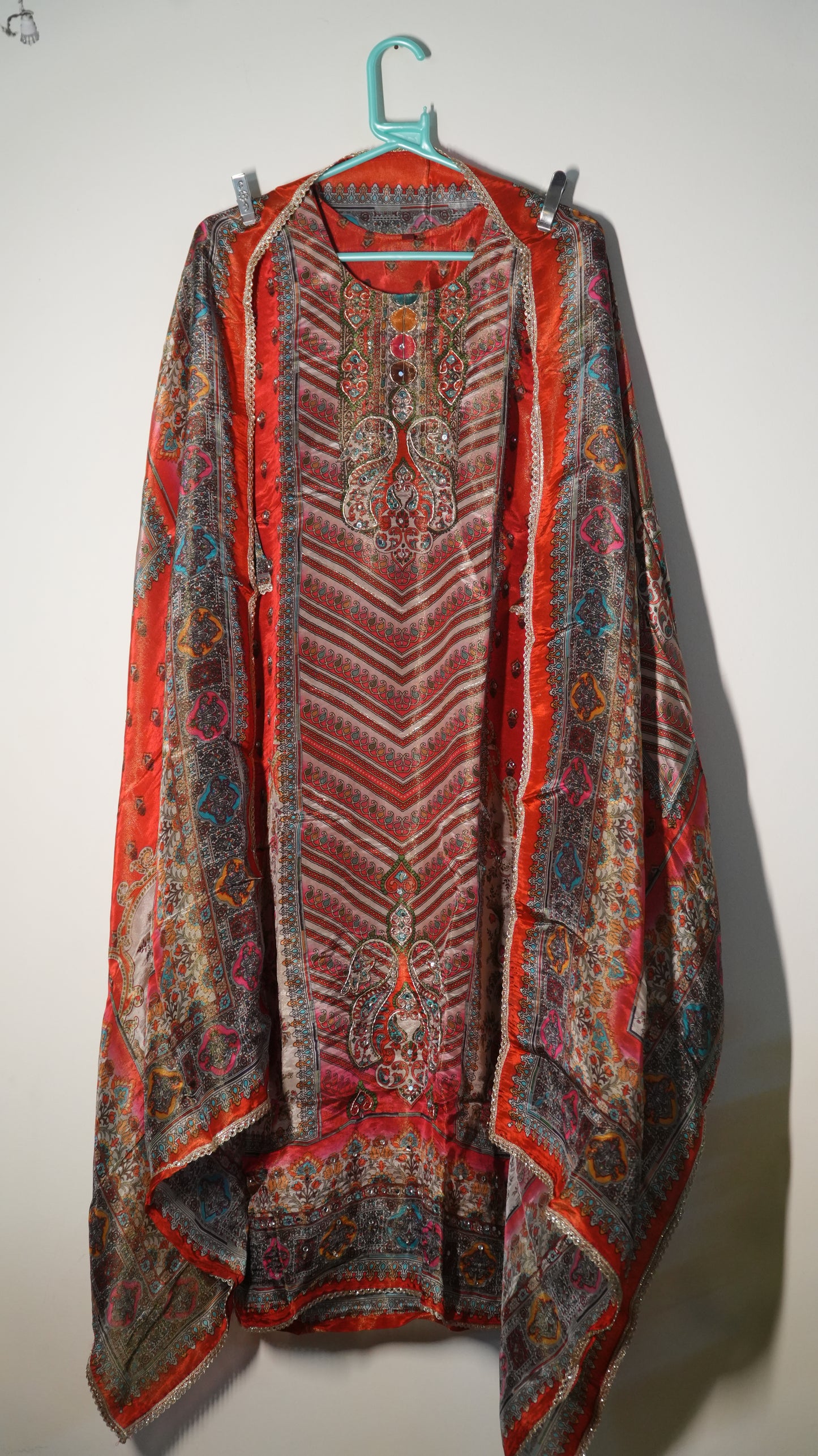 Tissue Shimmer fully printed suit