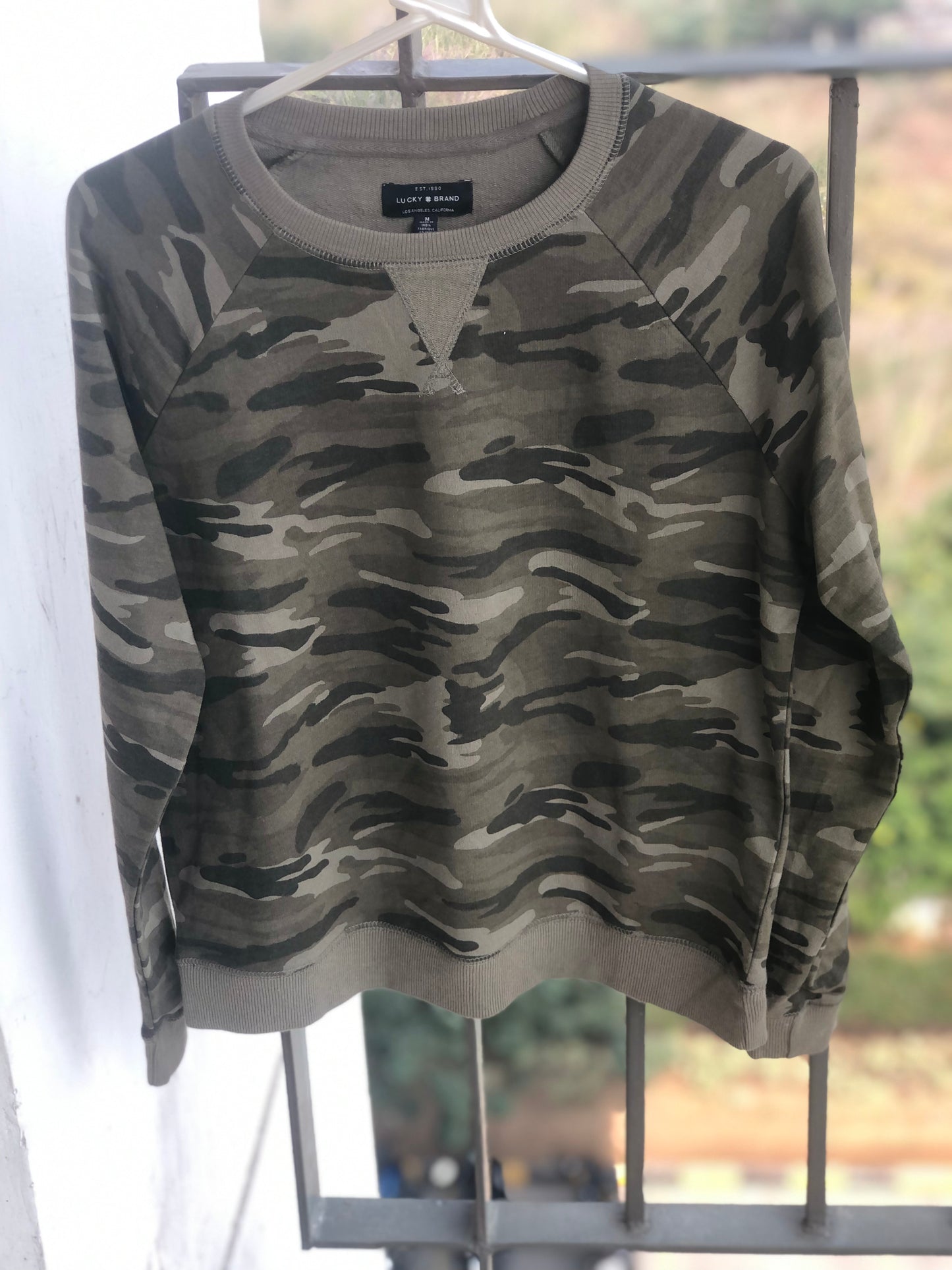 MILITARY PRINT PULLOVER