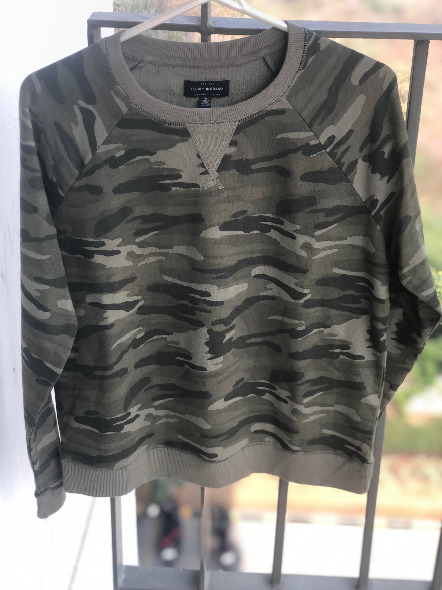 MILITARY PRINT PULLOVER