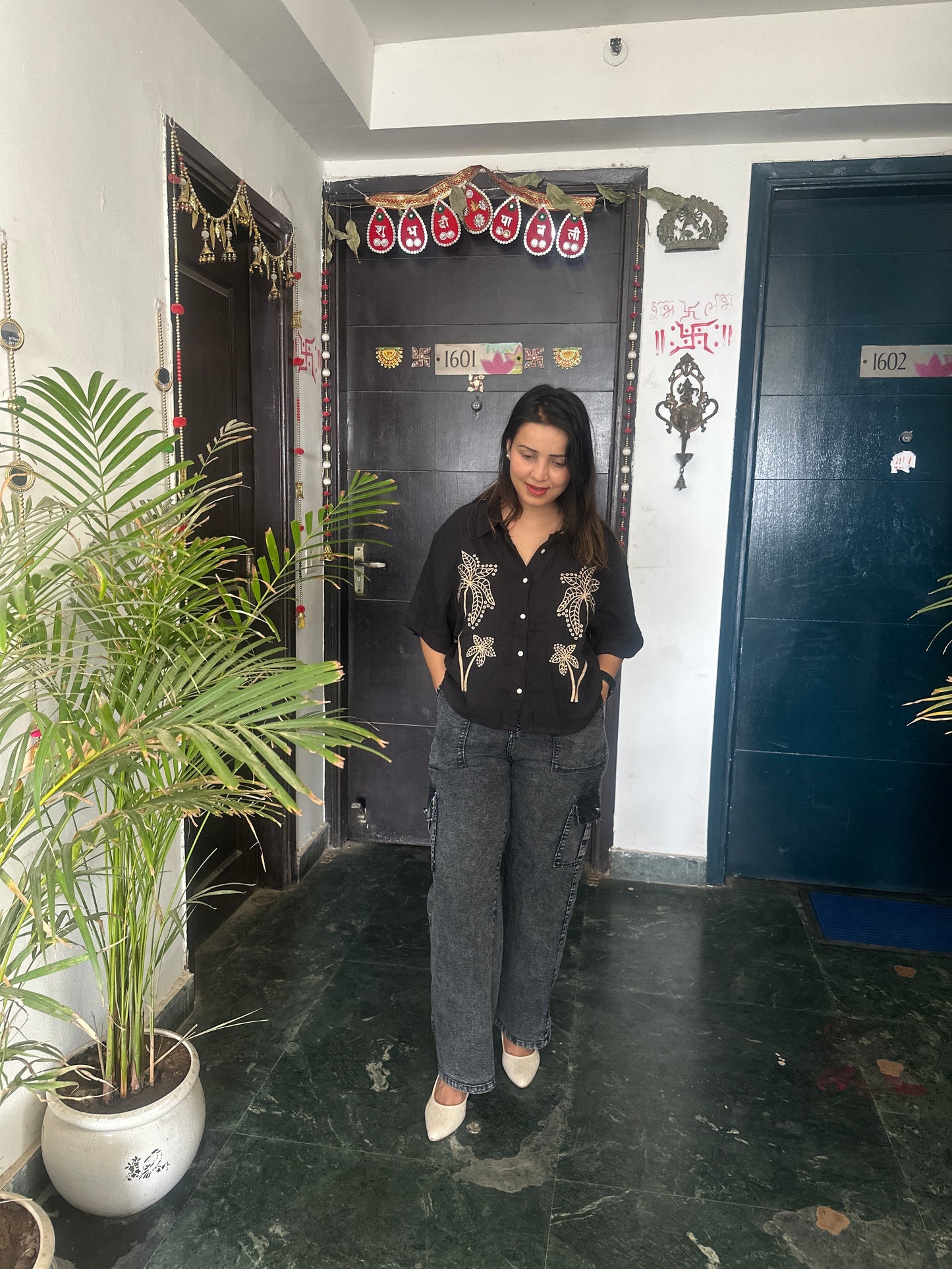 LINEN SHIRT WITH EMBROIDERY