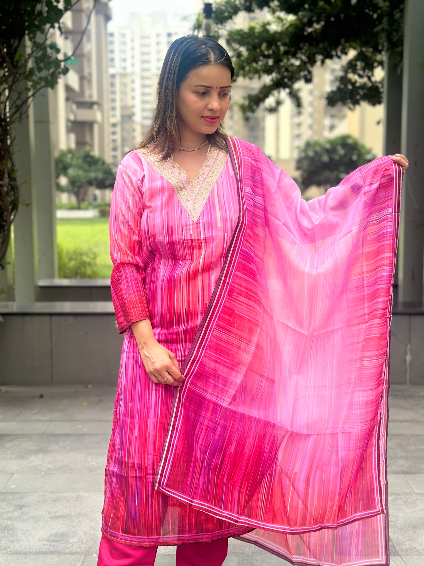 Fully printed pant suit