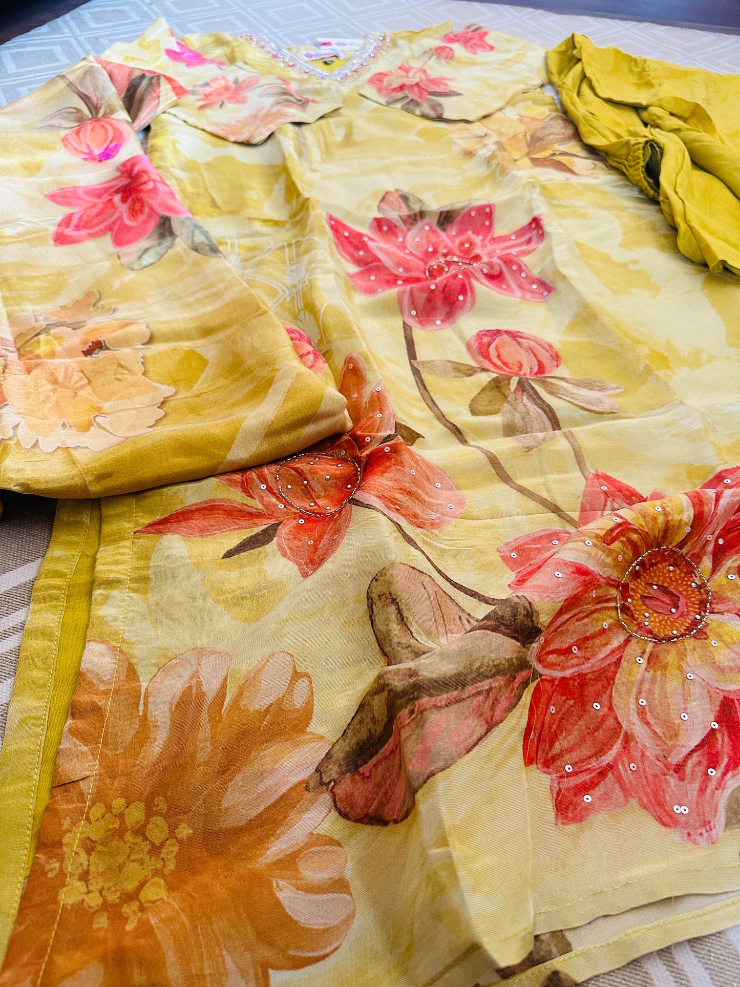 FLORAL PRINTED ORGANZA SUIT