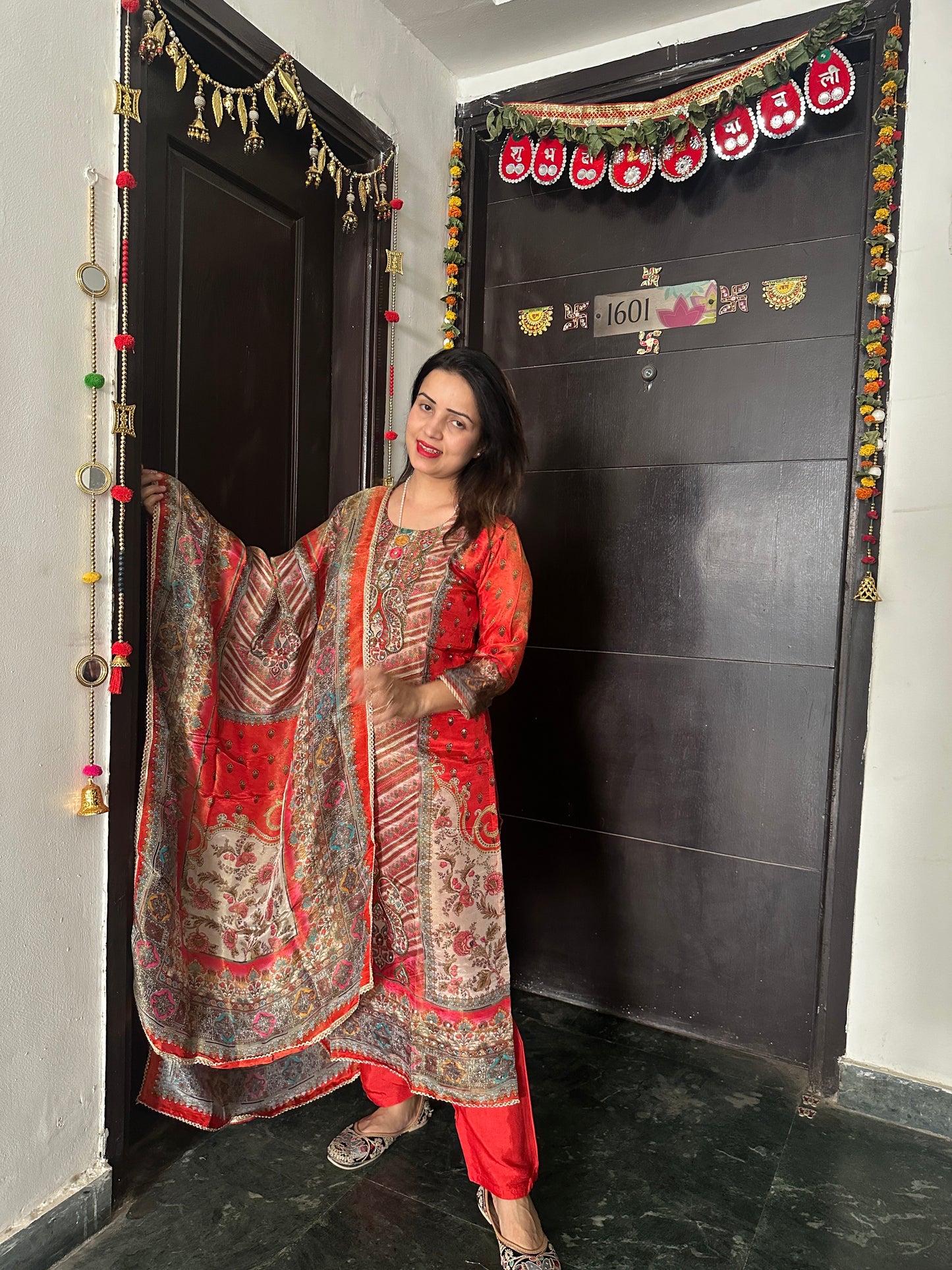 Tissue Shimmer fully printed suit
