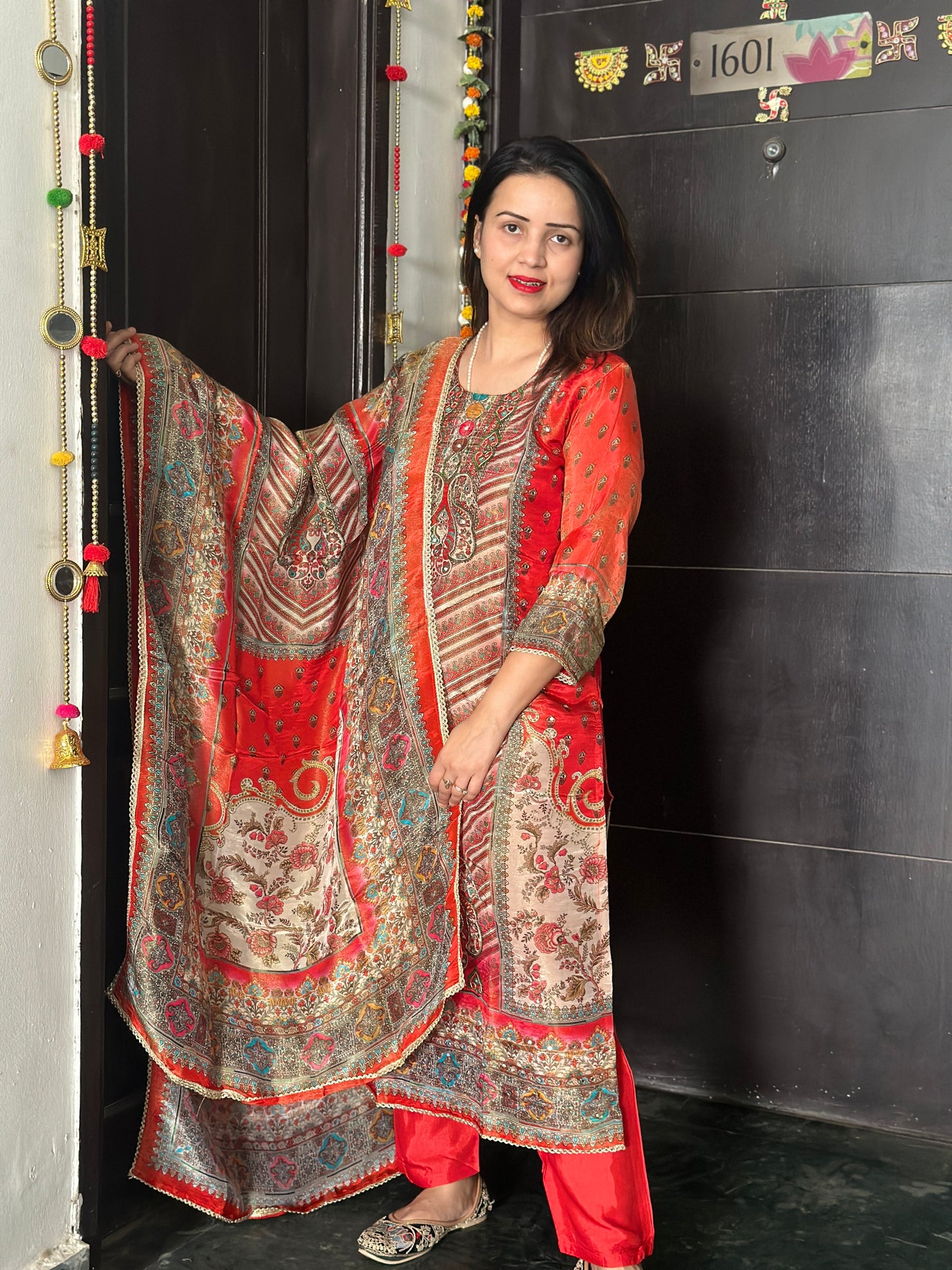 Tissue Shimmer fully printed suit