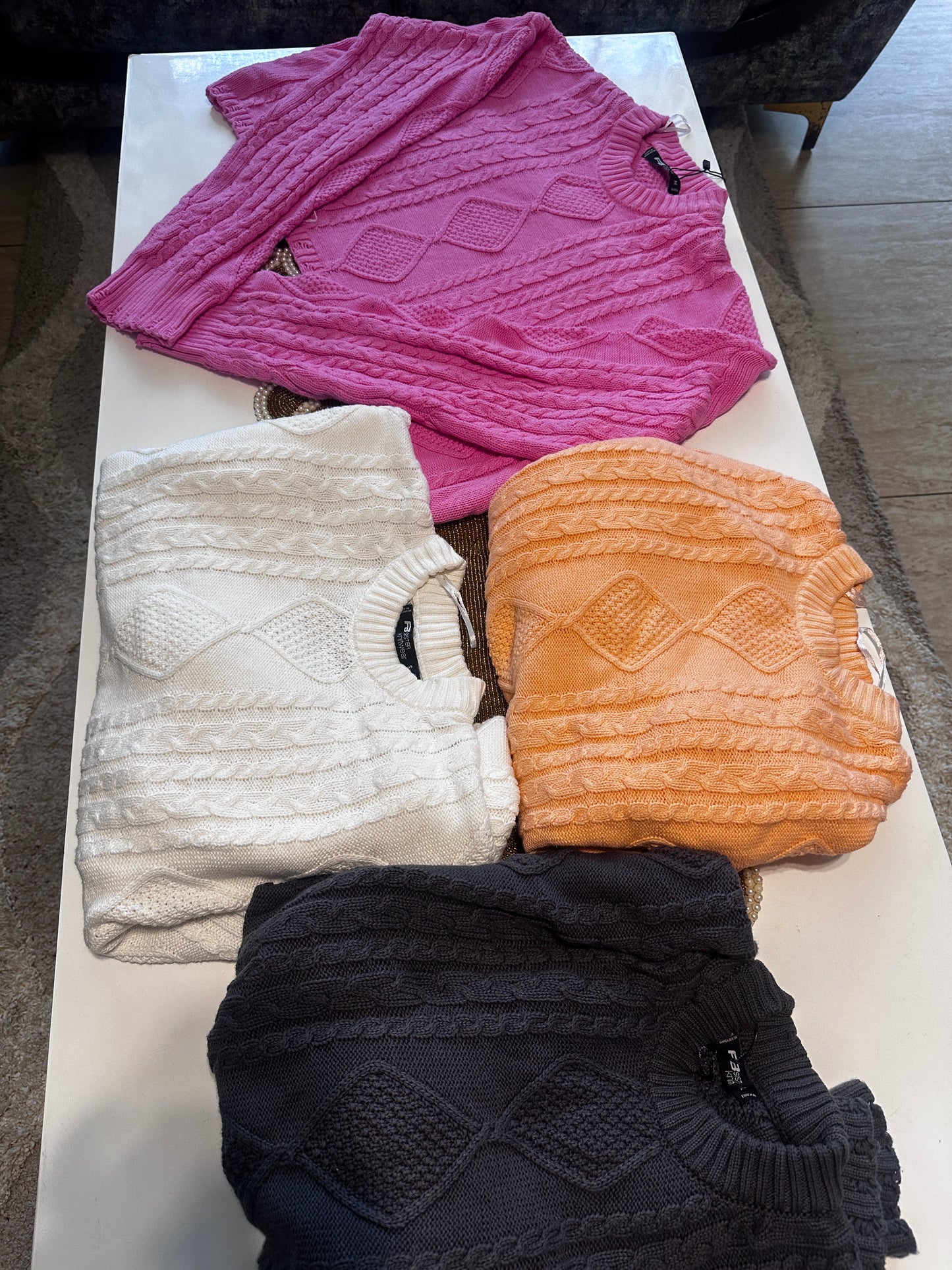 CROP WOOLLEN TOPS