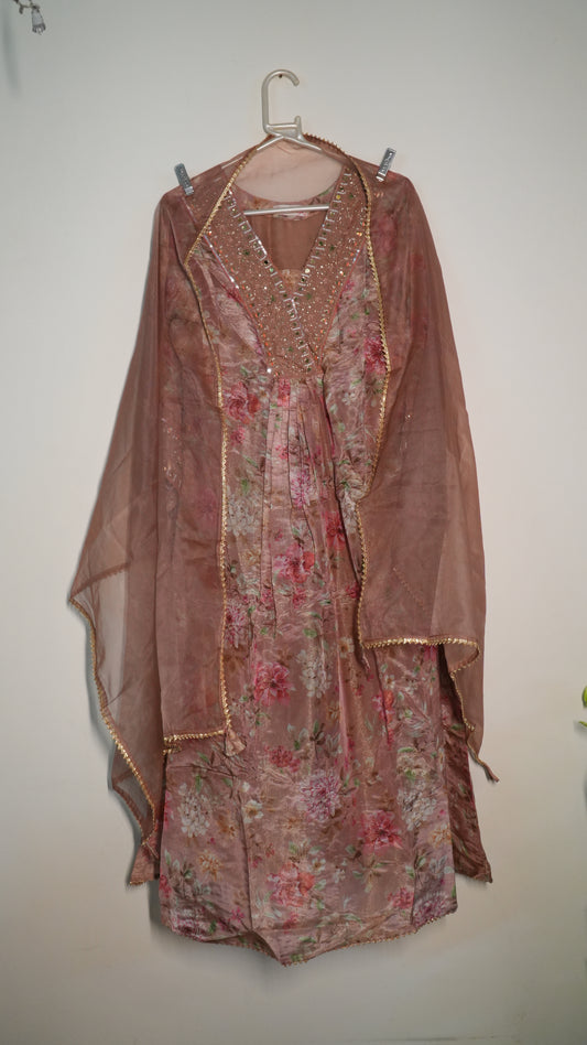 Fully stitched floral printed organza suit