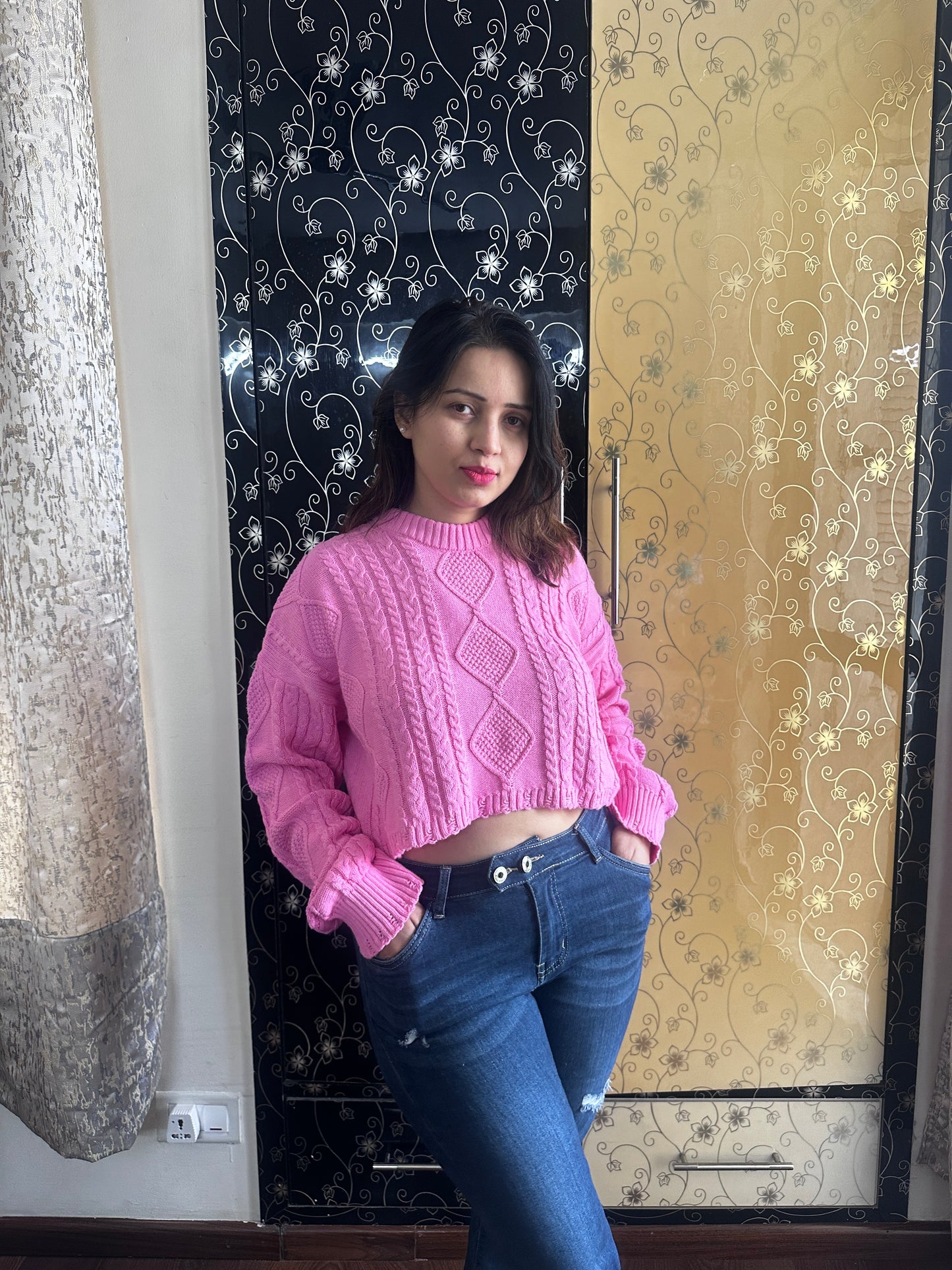 CROP WOOLLEN TOPS